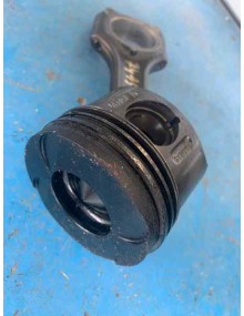 Recambio de piston para mercedes-benz clase c (w203) berlina 2.2 cdi cat referencia OEM IAM   