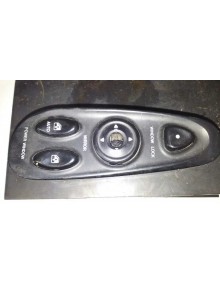 Recambio de mando elevalunas delantero izquierdo para hyundai coupe (j2) 1.6 fx coupe referencia OEM IAM 935702700A  