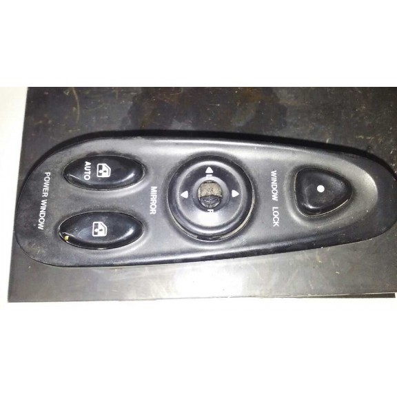 Recambio de mando elevalunas delantero izquierdo para hyundai coupe (j2) 1.6 fx coupe referencia OEM IAM 935702700A  