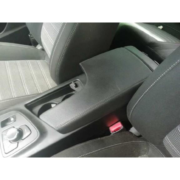 Recambio de apoyabrazos central para opel insignia berlina sport 4x4 referencia OEM IAM   