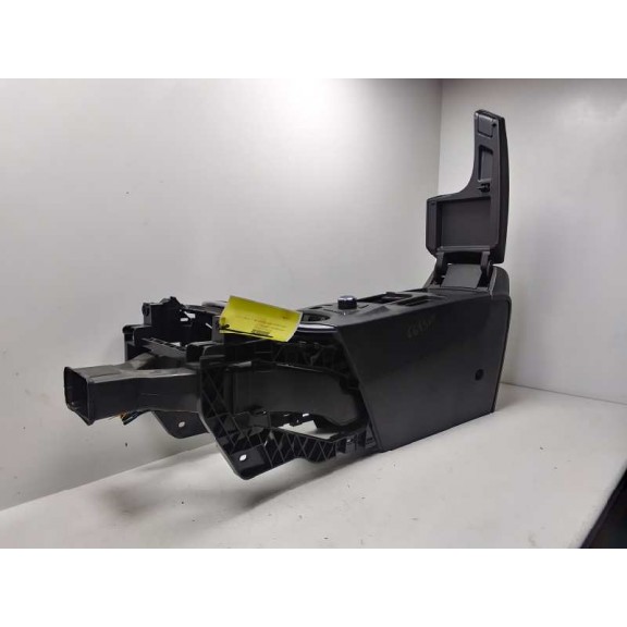 Recambio de apoyabrazos central para opel insignia berlina sport 4x4 referencia OEM IAM   