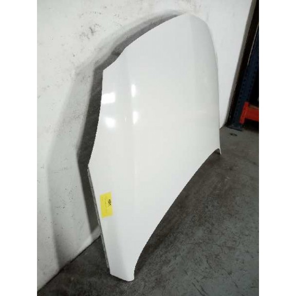 Recambio de capot para opel insignia berlina sport 4x4 referencia OEM IAM  TIENE ALGUN ROCE 