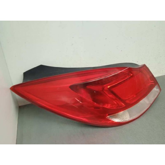 Recambio de piloto trasero izquierdo para opel insignia berlina sport 4x4 referencia OEM IAM   