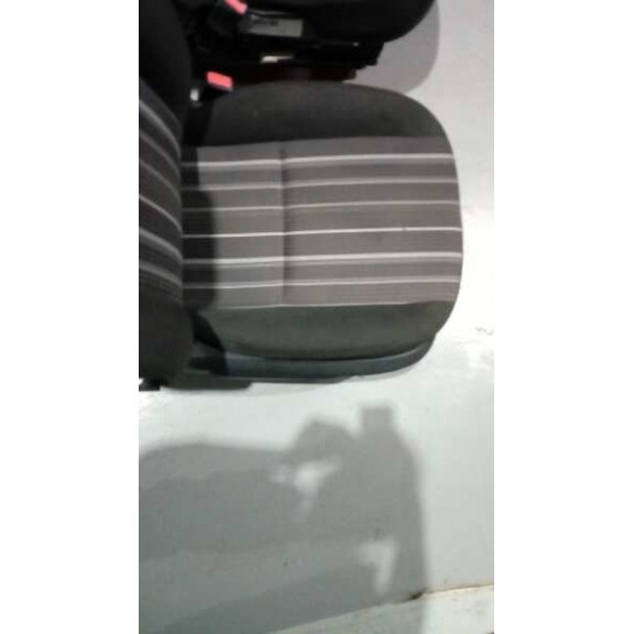 Recambio de asiento delantero derecho para ford focus turnier (cb4) business referencia OEM IAM   