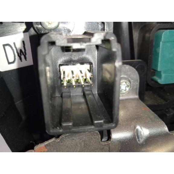 Recambio de sistema navegacion gps para opel insignia berlina cosmo referencia OEM IAM 13273256 MANDO RADIO MANDO NAVEGADOR