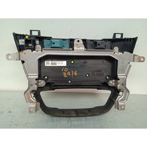 Recambio de sistema navegacion gps para opel insignia berlina cosmo referencia OEM IAM 13273256 MANDO RADIO MANDO NAVEGADOR