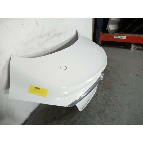 Recambio de tapa maletero para opel insignia berlina sport 4x4 referencia OEM IAM  CON GOLPE 