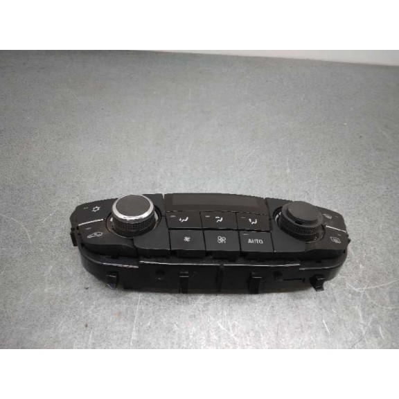 Recambio de mando climatizador para opel insignia berlina sport 4x4 referencia OEM IAM 13273097  