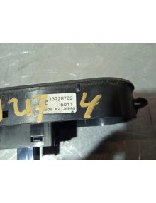 Recambio de mando elevalunas delantero derecho para opel astra h ber. cosmo referencia OEM IAM 13228709 FICHA TOCADA  2