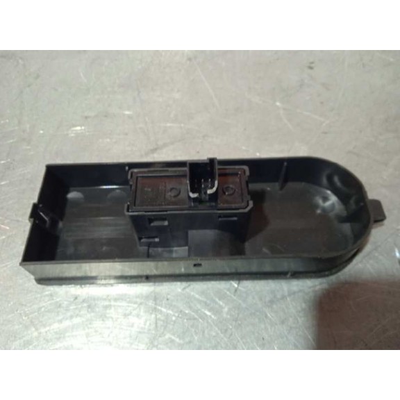 Recambio de mando elevalunas delantero derecho para opel astra h ber. cosmo referencia OEM IAM 13228709 FICHA TOCADA 