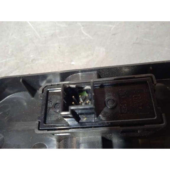 Recambio de mando elevalunas delantero derecho para opel astra h ber. cosmo referencia OEM IAM 13228709 FICHA TOCADA 