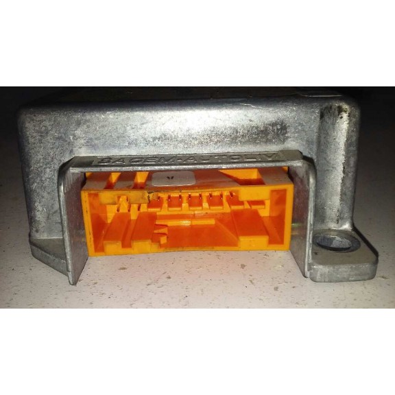 Recambio de centralita airbag para citroën xsara berlina 1.9td attraction referencia OEM IAM 9638101980  