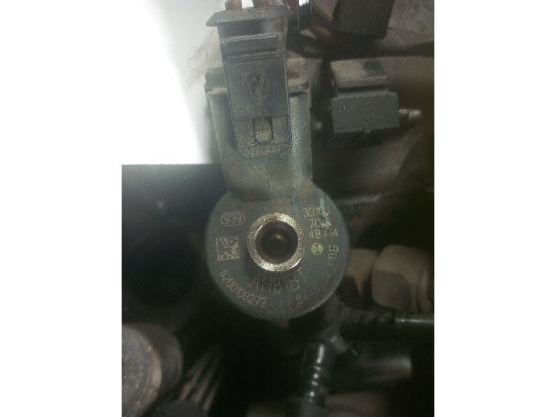 Recambio de inyector para renault megane ii berlina 5p 1.9 dci diesel referencia OEM IAM 0445110110  