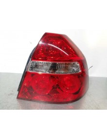 Recambio de piloto trasero derecho para chevrolet aveo ls referencia OEM IAM  4 PTAS 