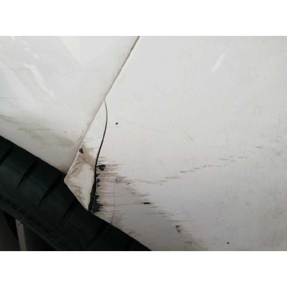 Recambio de paragolpes trasero para volkswagen golf v berlina (1k1) gt referencia OEM IAM 1K6807421 BLANCO TOCADO , VER FOTOS