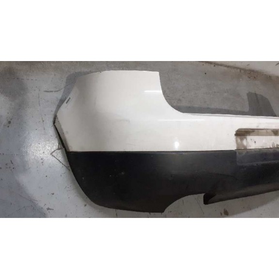 Recambio de paragolpes trasero para volkswagen golf v berlina (1k1) gt referencia OEM IAM 1K6807421 BLANCO TOCADO , VER FOTOS