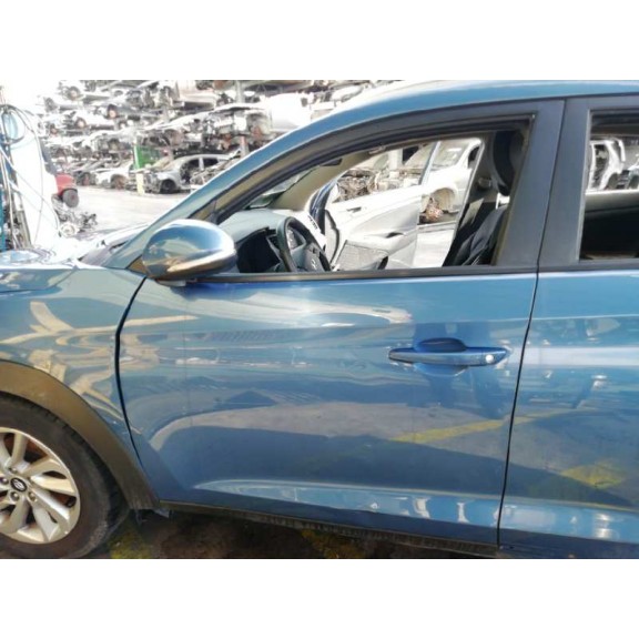 Recambio de puerta delantera izquierda para hyundai tucson 25 aniversario 4x2 referencia OEM IAM 76003D7000 TIENE 2 GOLPES 