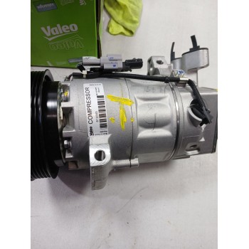 Recambio de compresor aire acondicionado para renault clio iv 1.5 dci diesel fap energy referencia OEM IAM 926002352R NUEVO VALE