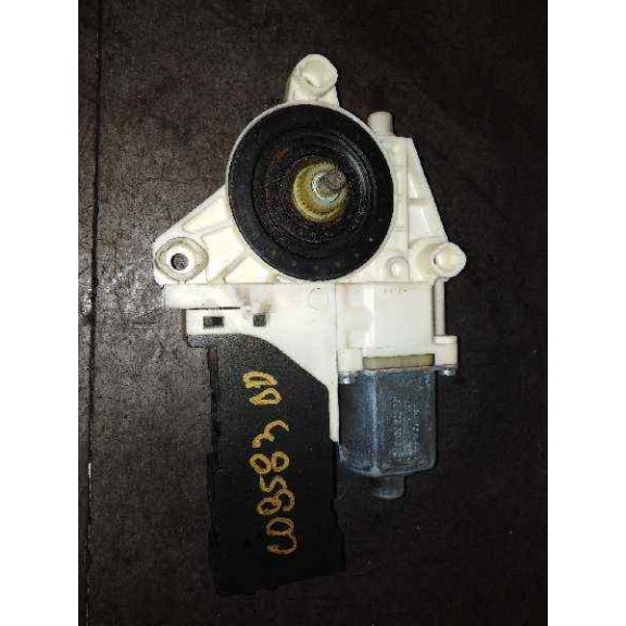 Recambio de motor elevalunas delantero derecho para peugeot 407 premium referencia OEM IAM   