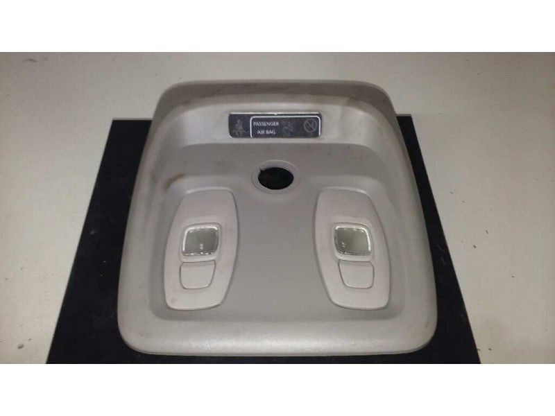 Recambio de luz interior para renault captur luxe referencia OEM IAM 969801754R  