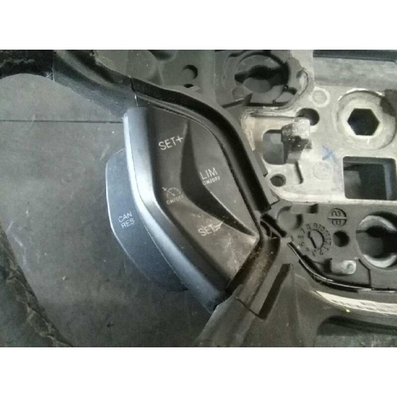 Recambio de volante para ford c-max edition referencia OEM IAM AM513600DE 9456E024601332 AM5T9E740AA