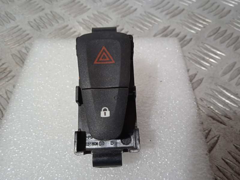 Recambio de warning para dacia sandero 0.9 tce cat referencia OEM IAM E3160101  