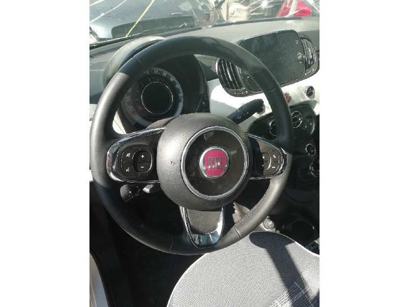 Recambio de volante para fiat 500 lounge referencia OEM IAM  SIN AIRBAG 