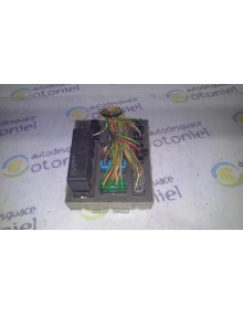 Recambio de caja reles / fusibles para ford focus berlina (cak) trend referencia OEM IAM 1126245  