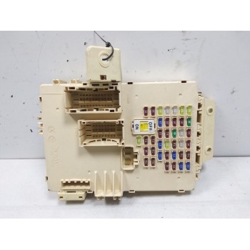 CAJA RELES / FUSIBLES H3ZB1087 EZ0111110050616