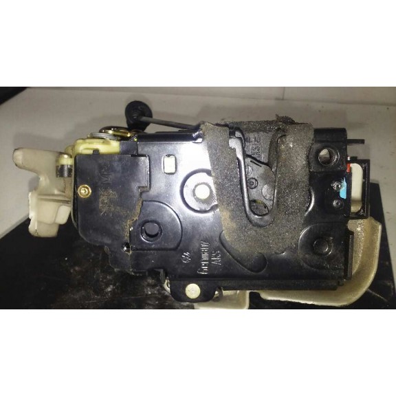 Recambio de cerradura puerta delantera izquierda para volkswagen polo (9n1) highline referencia OEM IAM   8 PINS