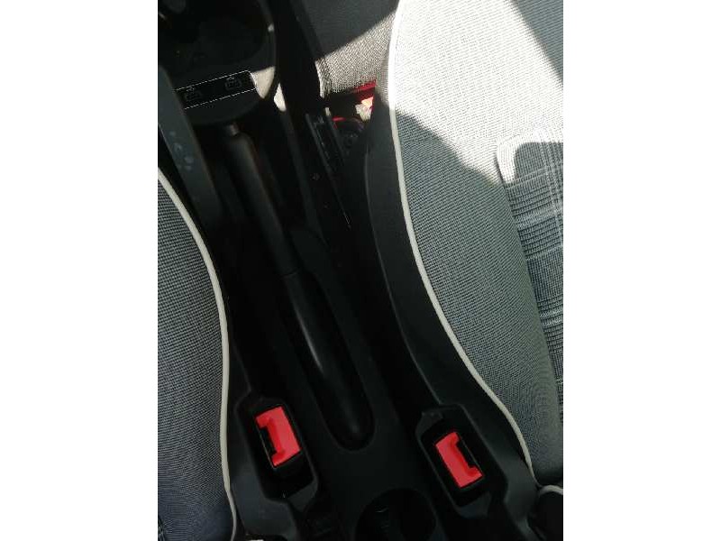 Recambio de palanca freno de mano para fiat 500 lounge referencia OEM IAM   