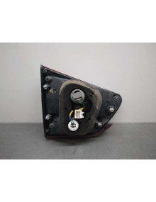 Recambio de piloto trasero derecho interior para kia carens ( ) 1.6 gdi cat referencia OEM IAM 92404A4  