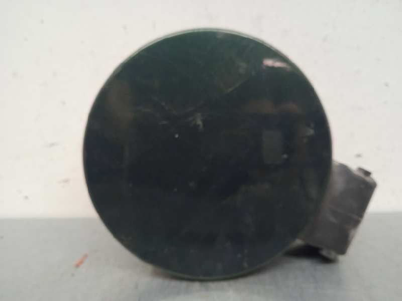 Recambio de tapa exterior combustible para volkswagen passat berlina (3b2) 1.8 referencia OEM IAM 3B0809857 VERDE 3B0809857A