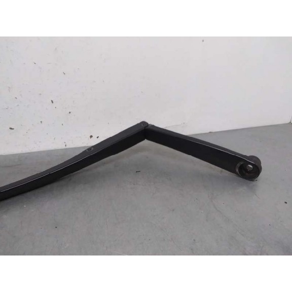 Recambio de brazo limpia delantero derecho para kia xceed tech referencia OEM IAM 98321J7000  