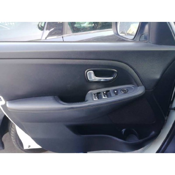 Recambio de guarnecido puerta delantera izquierda para kia carens ( ) 1.6 gdi cat referencia OEM IAM 82330A4000 SIN MANDO ELEVAL