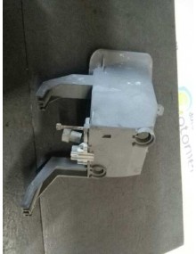 Recambio de faro antiniebla derecho para opel vectra b caravan centenial referencia OEM IAM    2