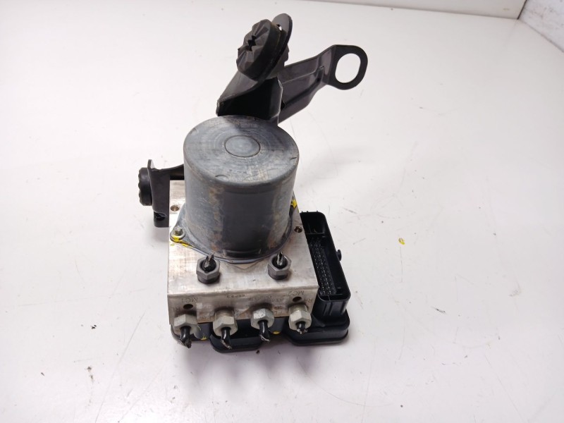 Recambio de abs para volvo xc40 (536) t2 referencia OEM IAM 32281471  