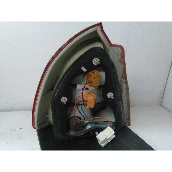 Recambio de piloto trasero derecho para mitsubishi carisma berlina 5 (da0) 1600 classic referencia OEM IAM   EXTERIOR