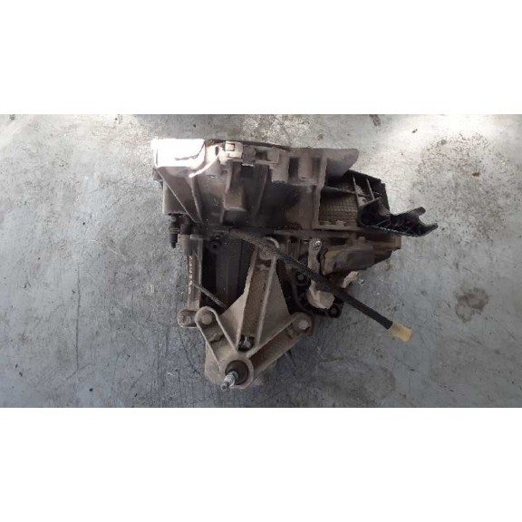 Recambio de caja cambios para renault clio grandtour 20 aniversario referencia OEM IAM JH3176 B 96.203KM 5V
