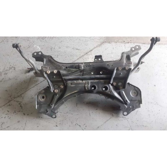 Recambio de puente delantero para toyota auris luna referencia OEM IAM   