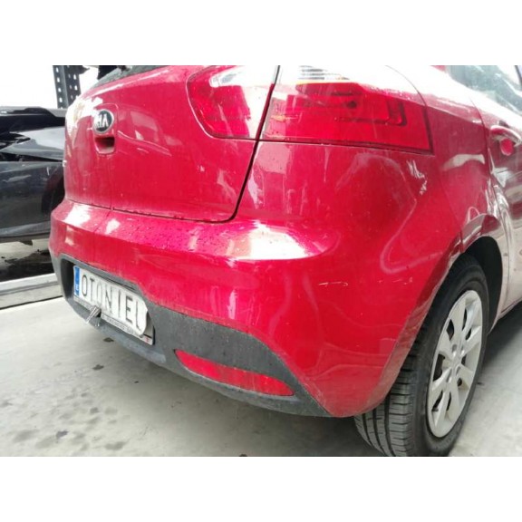 Recambio de paragolpes trasero para kia rio 1.2 cat referencia OEM IAM  1 SERIE TIENE ALGUN ROCE