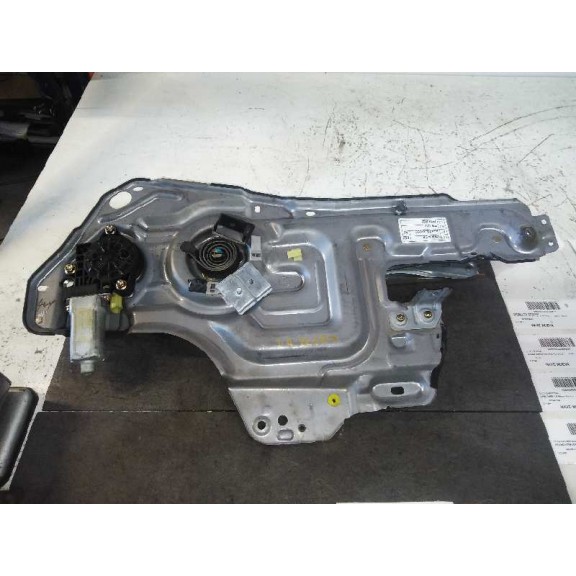 Recambio de elevalunas delantero izquierdo para hyundai trajet (fo) 2.0 crdi gls referencia OEM IAM 824703A000 ELECTRICO 