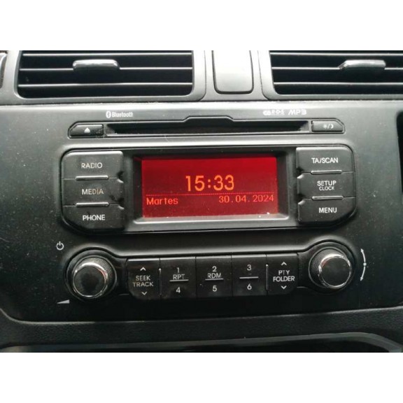 Recambio de sistema audio / radio cd para kia rio 1.2 cat referencia OEM IAM   