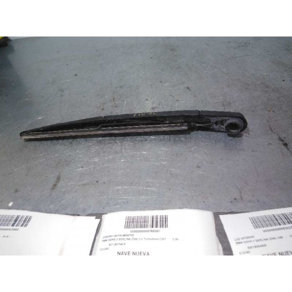 Recambio de brazo limpia trasero para renault captur expression referencia OEM IAM   