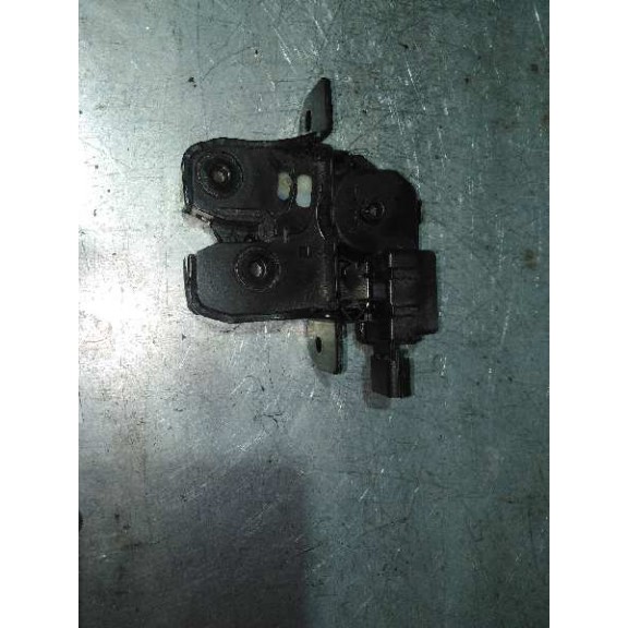 Recambio de cerradura maletero / porton para renault captur expression referencia OEM IAM  4 PIN 