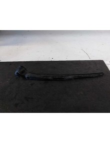Recambio de brazo limpia trasero para volvo serie 240 berlina 2.0 referencia OEM IAM   