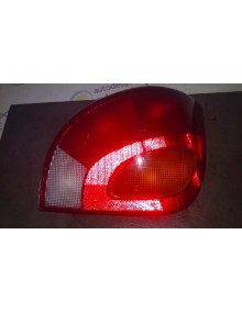 Recambio de piloto trasero derecho para ford fiesta berlina básico referencia OEM IAM   1ª SERIE