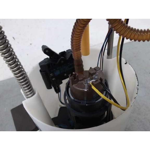 Recambio de aforador para volkswagen golf v berlina (1k1) conceptline (e) referencia OEM IAM 1K0919051BH CON BOMBA 5 CABLES