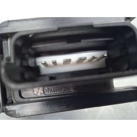 Recambio de motor elevalunas trasero derecho para hyundai i30 premium referencia OEM IAM 00S1A2707  6 PINS