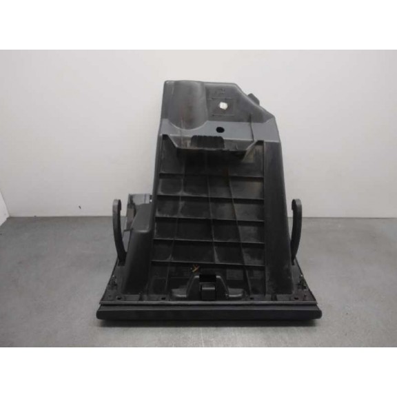 Recambio de guantera para renault master pritsche/fgst l2h1 3,5t referencia OEM IAM 685000045R  